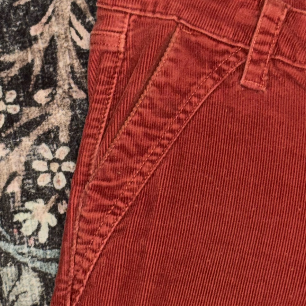 VINTAGE Levi Strauss Rust Corduroy Flare Pants - Misses Size 12 - Picture 5 of 7